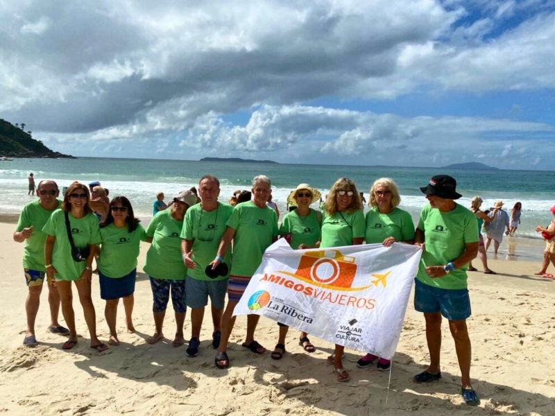 CAMBORIÚ EN BUS CAMA